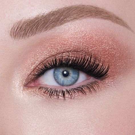 NEW! Rose gold single eyeshadow with a champagne peach shimmer to take your eyes to another DIMENSION! Charlotte Tilbury Eyeshadow, Eye Palettes, Magical Makeup, Makeup News, Sparkling Eyes, Single Eyeshadow, Another Dimension, Eye Look, Feature Light