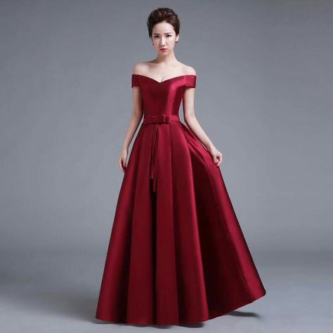 Bridesmaid Dresses With Bow, Gown For Bride, Dresses With Bow, Red Wedding Gowns, Satin Party Dress, Ankara Maxi Dress, Silk Evening Gown, Mother Of Bride Outfits, Mother Of The Bride Dresses Long