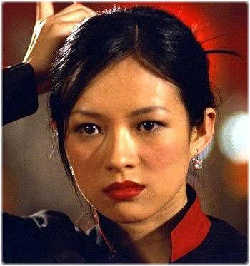 Zhang Ziyi in Rush Hour 2. Rush Hour 2, Princess Of China, Ziyi Zhang, Action Movie Stars, Women Lawyer, Rihanna Outfits, Fighter Girl, Zhang Ziyi, Chinese Films