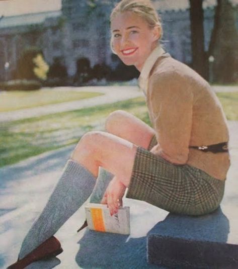 This image from 1960 could just as easily be from 1980, 2000 or yesterday - a timeless look Ivy League Style Women, Jcrew Style, Mademoiselle Magazine, Preppy Handbook, Book Dress, 1960s Style, Black Watch Tartan, Equestrian Fashion, Boyfriend Jacket