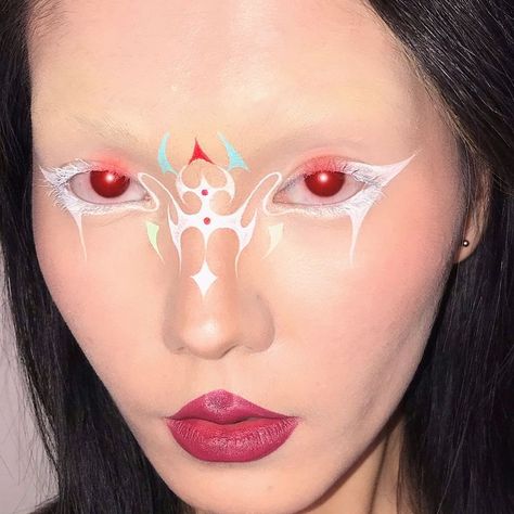 Maquillage On Fleek, Mekap Mata, Graphic Makeup, White Makeup, Swag Makeup, White Eyeliner, Alternative Makeup, Ethereal Makeup, Unique Makeup