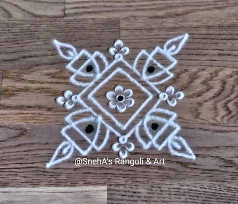 Easy, creative & beautiful Diya Rangoli.. #SnehAsRangoli #rangoli #रांगोळी #muggulu #kolam Rongali Design Simple Easy, Daily Rangoli Designs Easy Small, Small Free Hand Rangoli, Simple Rangoli With Dots, Simple Rangoli Kolam, Small Henna Designs, Easy Rangoli Designs Videos, Diya Rangoli, Pattern Design Drawing