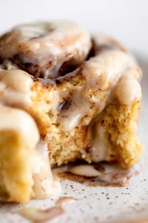 Gluten Free Cinnamon Rolls - Eat With Clarity Best Gluten Free Cinnamon Rolls, Gluten Free Cinnamon Rolls Recipe, Gluten Free Bread Flour, Gluten Free Cinnamon, Gluten Free Cinnamon Rolls, Gluten Free Pastry, Grain Free Diet, Vegan Cinnamon Rolls, Bobs Red Mill