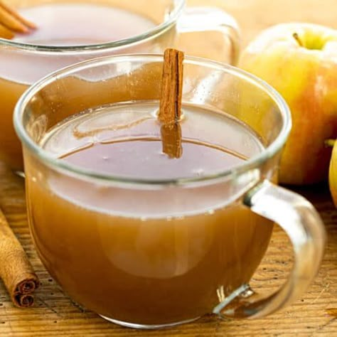 Homemade Apple Cider - i am baker Hot Apple Cider Recipe, Homemade Drinks Recipes, Homemade Cider, Homemade Ginger Ale, Mulled Apple Cider, Cozy Fall Recipes, Apple Cider Recipe, Homemade Apple Cider, I Am Baker