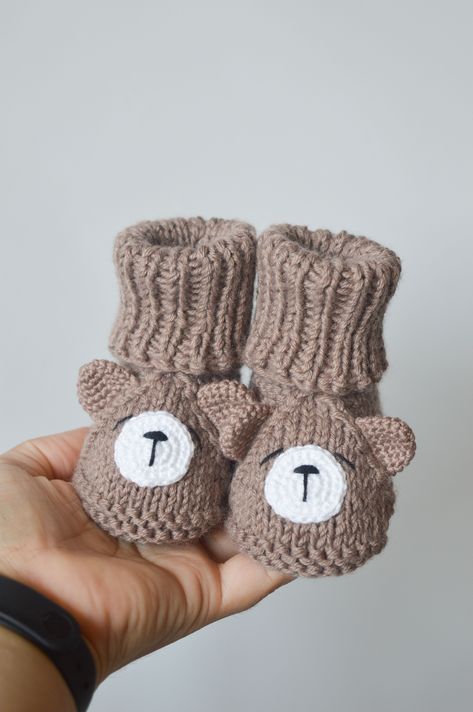 Bear baby booties knitted shoes coffee color newborn gift | Inspire Uplift Newborn Crochet Booties, Crochet Slipper Boots, Knitted Shoes, Kids Knitting Patterns, Knitted Baby Cardigan, Baby Knitwear, Handmade Baby Gifts, Knitted Booties, Cool Weather