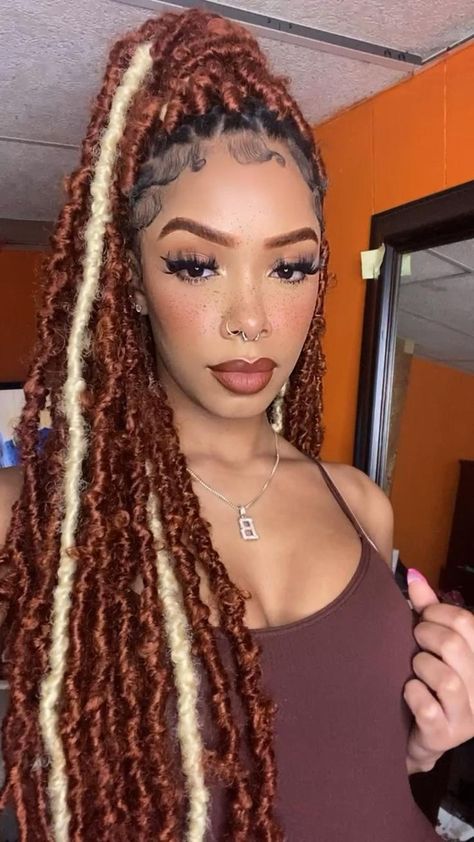 Tranças Faux Locs, Natural Hair Styles Curly, Styles Natural Hair, Hair Styles Natural, Hair Styles Curly Hair, Styles Curly Hair, Hair Styles Curly, Hairstyle Examples, Soft Locs