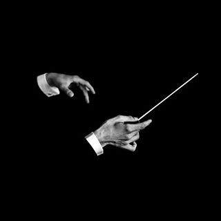 orchestra conducting Hand Reference, Black White Photos, Sound Of Music, Make A Wish, Classical Music, Low Key, White Photography, Black And White Photography, Orchestra