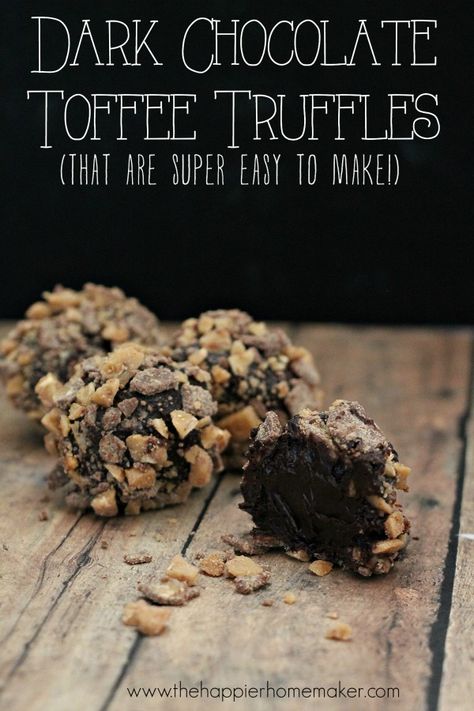 easy dark chocolate toffee truffles Toffee Truffles, Truffle Dessert, Hazelnut Truffles, Truffle Recipe Christmas, Christmas Truffles, Sugar Mountain, Dessert Truffles, Dove Chocolate, Candy Truffles