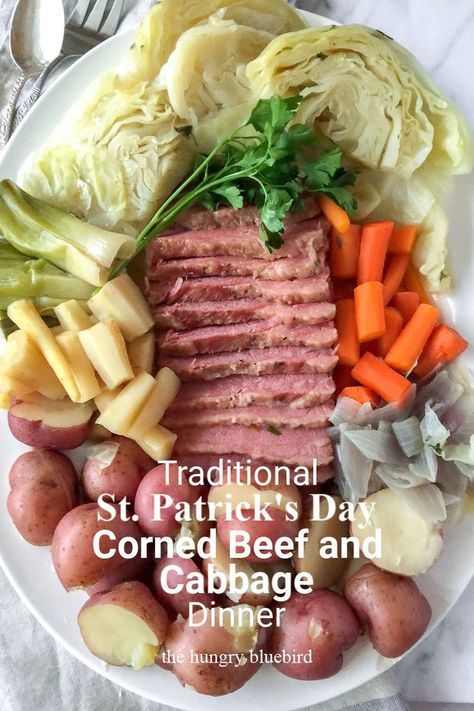 Potatoes Stovetop, Hash Recipes, Horseradish Cream Sauce, Beef Cabbage, Corned Beef And Cabbage, Corned Beef Brisket, Horseradish Cream, Beef And Cabbage, St Patricks Day Food