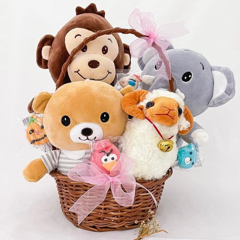 Angroos on Instagram: “Gifts hamper zoo theme CODE GB 1123 . . . #kids #zoo #zootheme #gifts #softtoys #teddybear #teddy #toys #giftsboutique…” Cute Soft Toys, Gifts Hamper, Birthday Eve, Friendship Day Gifts, Teddy Bear Gifts, Cute Valentines Day Gifts, Children's Day Gift, Animal Character, Friendship Day