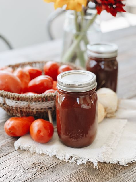 Barbecue Sauce Canning Recipe | Ball® & Kerr® Fresh Preserving Canned Bbq Sauce, Bbq Sauce Canning, Jackfruit Sandwich, Classic Savory, Barbeque Sauce Recipe, Marmalade Recipe, Canning Recipe, Barbecue Sauce Recipes, Condiment Recipes