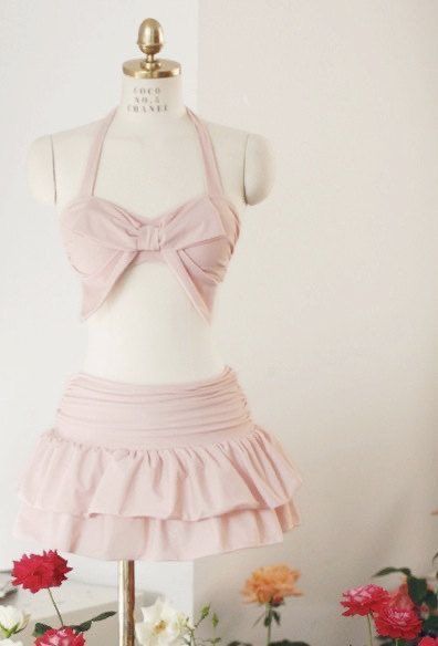 Halter Neck Swimsuit, Cute Bathing Suits, Cute Swimsuits, Really Cute Outfits, Swim Dress, Looks Vintage, Cute Fashion, Halter Neck, Everyday Outfits