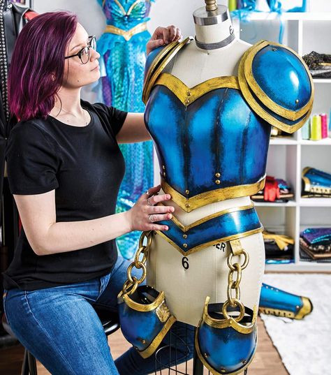 How To Make a Foam Cosplay Armour Cosplay Armour, Armor Women, How To Make Foam, Foam Cosplay, Armor Ideas, Body Foam, Foam Armor, Skeleton Decorations, Viking Sewing