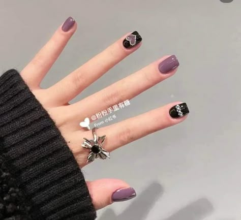 Nail Art Purple And Black, Black And Purple Nails, Clear Glitter Nails, Hello Nails, Punk Nails, Subtle Nails, Grunge Nails, Blush Nails, Pretty Gel Nails