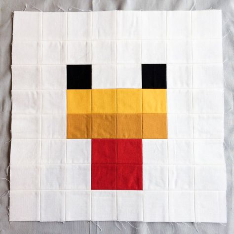 Welcome to my Minecraft Quilt along! Today I will be sharing the first block with you – the Chicken! It was the first block I made for both the Mug Rugs and the Quilt blocks, I was working in… Minecraft Patterns, Minecraft Quilt, Minecraft Sheep, Minecraft Pig, Quilted Items, Minecraft Blocks, Minecraft Bedroom, Quilt Sizes, Quilting Crafts