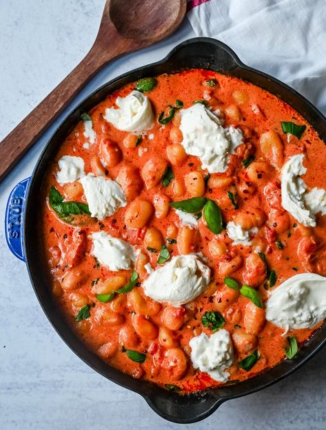 Creamy Tomato Gnocchi with Burrata. This easy 20-minute Creamy Tomato Gnocchi is made with a vibrant tomato garlic sauce tossed with cream, fresh basil, and gnocchi and topped with fresh burrata cheese. A simple, quick, and easy dinner full of flavor! Gnocchi With Burrata, Creamy Tomato Gnocchi, Tomato Gnocchi, Easy French Bread Recipe, Chicken Gnocchi Soup Recipe, Gnocchi Recipes Soup, Gnocchi Pasta, Modern Honey, Beef Lasagna