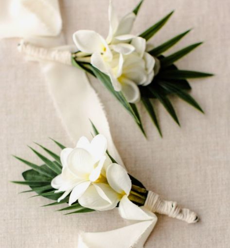 Bridal Tropical Bouquet, White Beach Wedding Reception, Hawaiian Boutineer, Beach Boutineer Ideas, Tropical Blush Wedding, White And Tropical Greenery Wedding, Hawaiian Wedding Bouquet Simple, White Tropical Boutonniere, Tropical Pocket Boutonniere