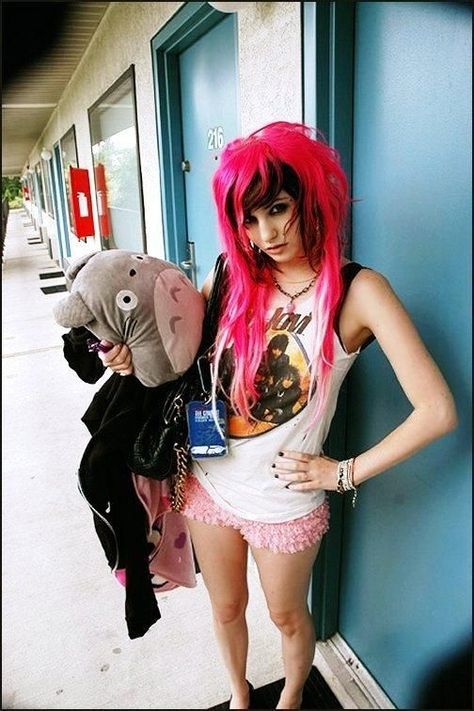 Audrey Kitching Scene, Audrey Kitching, Emo Scene Hair, Scene Girl, Scene Queens, Scene Outfits, Emo Hair, Cute Emo, Scene Girls