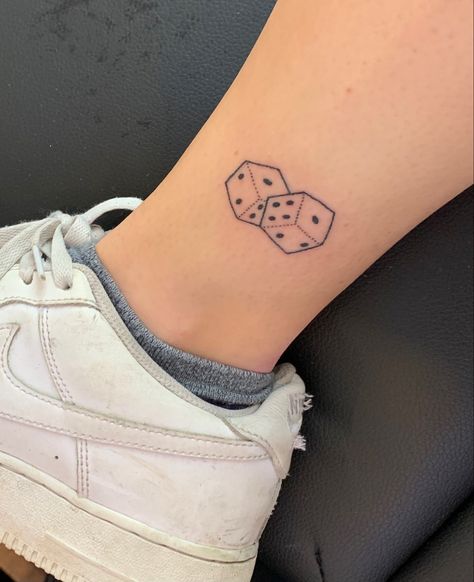 Minimalist dice tattoo hand poke stick and poke nyc tattoo Dice Stick And Poke, Flash Stick And Poke, Dice Tattoo Placement, Cool Stick N Poke Tattoos, Good Stick And Poke Tattoos, Professional Stick And Poke Tattoo, Stuck And Poke Ideas, Tiny Dice Tattoo, Sick And Poke Tattoos