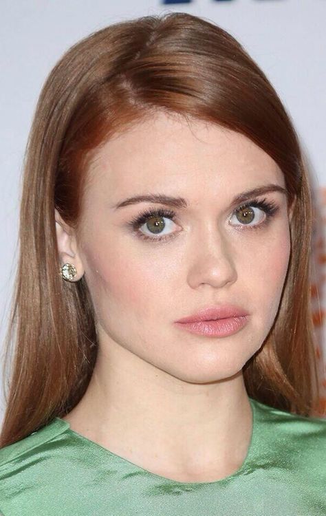 Holland Roden Hair, Lydia Martin Hairstyles, Natural Beauty Diy, Holland Roden, Chinese Theatre, California Los Angeles, Lydia Martin, Hair Appointment, Hair Inspiration Color