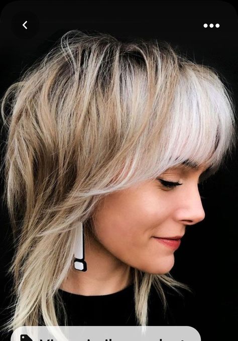 Blonde Short, Gray Hair Growing Out, Medium Length Hair With Layers, Glamour Uk, Updos For Medium Length Hair, Hairstyles For Medium Length Hair, Summer Hair Color For Brunettes, Shirt Refashion, Shag Haircut