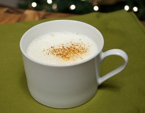 Low Fat Eggnog Recipe, Warm Eggnog, Dairy Free Christmas Recipes, Homemade Egg Nog, Eggnog Recipes, Low Fat Snacks, Homemade Eggnog, Gluten Free Christmas, Eggnog Recipe