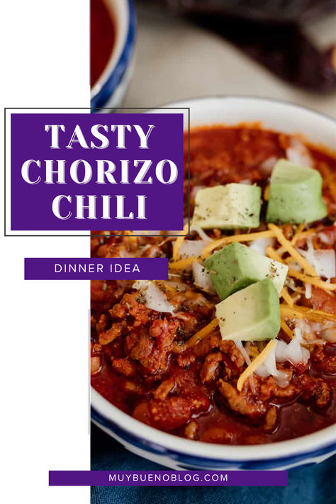 Chorizo Chili is a tasty dinner idea that is loaded with chorizo, ground beef, red chile sauce, pinto beans, and more all slow cooked to a flavorful perfection. Whip this up for a satisfying dinner with all your favorite toppings. Mexican Chili Con Carne, Chorizo Chili Recipe, Chili Cheese Hot Dog, Bueno Recipes, Chorizo Chili, Chili Con Carne Recipe, Carne Recipe, Beef Chorizo, Soy Chorizo