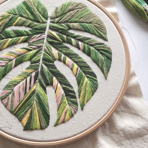 Leaves Embroidery, Fun Embroidery, Digital Embroidery Patterns, Hand Embroidery Projects, Monstera Leaves, Embroidery On Clothes, Embroidery Patterns Free, Sewing Embroidery Designs, 자수 디자인