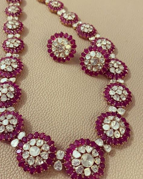 Polki Sets Design, Diamond Polki Necklace, Earring Tops, Polki Necklace Set, Designers Jewelry Collection, American Diamond Jewellery, Diamond Necklace Designs, Jewel Wedding, Fine Gold Jewelry