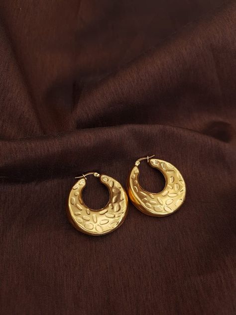 Gold plated Italian lightweight earring. anti-tarnish and hypoallergenic Dresses Traditional, Indian Jewellery Design Earrings, Indian Dresses Traditional, Indian Jewellery Design, Italian Jewelry, Jewelry Design Earrings, Design Earrings, Evil Eye Jewelry, Eye Jewelry