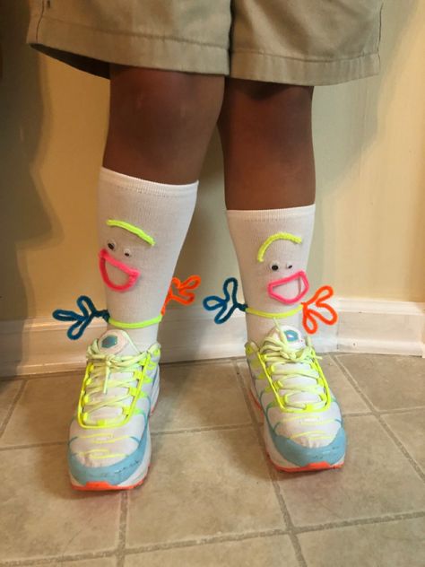 Crazy Sock Diy Ideas, Silly Sock Day Ideas For Boys, Crazy Socks Day At School For Girls Diy, Crazy Sock Day Ideas For Boys, Wacky Socks Diy, Silly Sock Day Ideas, Funky Socks Day At School Diy, Crazy Socks Day At School, Crazy Sock Diy