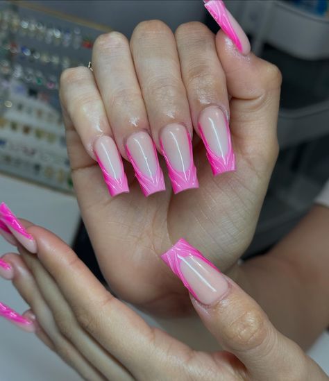 We LOVE a clean french tip with airbrush 💗✨ #vpbeauty #frenchtipnails💅 #airbrushnails #shelleffectnails🐚 #mkenails #mkenailtech #explore #explorenails Airbrush French Tip Nails, Airbrush Nails, Tip Nails, French Tip Nails, Nails Ideas, Nail Tech, Nail Tips, Love A, Nail Inspo