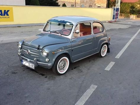 Uniendo Fronteras en 600 on Instagram: “De lujo #fiatmendoza #fiat600 #club600 #fiat500 #fiatitalia #instaitalia #autosclasicos #fitos #500 #zastava750 #autos #instacolombia…” Fiat 600, Pretty Cars, Fiat 500, Van Life, Cars, Van, On Instagram, Quick Saves, Instagram