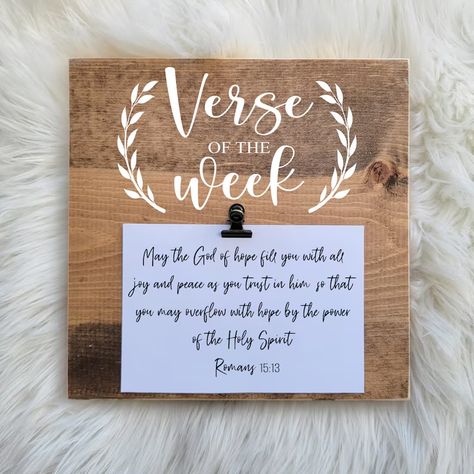 Crafts Under $5, Large Office Wall Decor, Verse Of The Week Board Diy, Christian Apartment Decor, Vision Board Ideas Christian, Family Prayer Board, Youth Group Room Ideas, Prayer Wall Ideas Home, Prayer Room Ideas Decor Christian