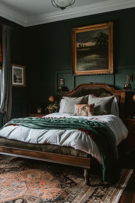 Dark Academia Bedroom Ideas, Dark Academia Bedroom, Dark Academia Interior, Academia Bedroom, Feminine Bedroom, Moody Bedroom, Dark Bedroom, Dark Home Decor, Black Bedroom