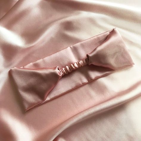 Satin Hair Band, Silk Hair Band, Satin Accessories, Headband Satin, Satin Headband, Retro Glamour, Evening Outfit, Silk Headband, Silk Bedding