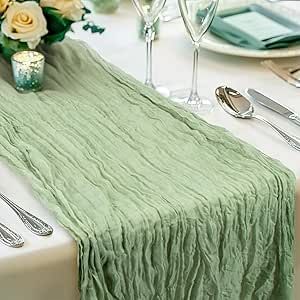 Quince Main Table Ideas Sage Green, Forest Green Table Decor, Tulle Tablecloth, Green Table Settings, Bridal Shower Centerpiece, Sage Green Baby Shower, Cheesecloth Table Runner, Green Table Runner, Green Tablecloth