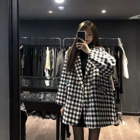 Female Coats and Jackets Black White Outerwear Check Women's Blazers Long Over Clothing Wool & Blend White Outerwear, Woolen Coat Woman, Winter Suit, Winter Plaid, Loose Coats, Black And White Plaid, Woolen Coat, Gray Plaid, Womens Blazers