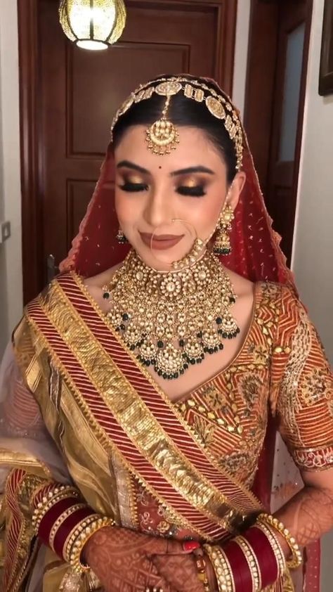 Bridal Makeup Pakistani, Makeup Pakistani, Bridal Makeup Indian, Orange Lehenga, Indian Bride Makeup, Pakistani Bridal Makeup, Bridal Makeup Images, Latest Bridal Lehenga, Indian Bridal Photos