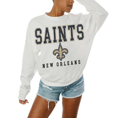 The Women's Gameday Couture White New Orleans Saints Sunday Drives Oversized Crewneck Pullover Sweatshirt is the perfect way to show unwavering support for the New Orleans Saints. Made from a soft cotton and polyester blend, this lightweight sweatshirt offers all-day comfort. The oversized fit allows for easy layering, while the screen-printed graphics ensure you stand out. Whether cheering from the stands or relaxing at home, this sweatshirt is sure to become a favorite. School Spirit Wear, Gameday Couture, Oversized Crewneck, Sweatshirt White, Short Sleeve Pullover, New Orleans Saints, Minnesota Vikings, Women Hoodies Sweatshirts, Print Pullover