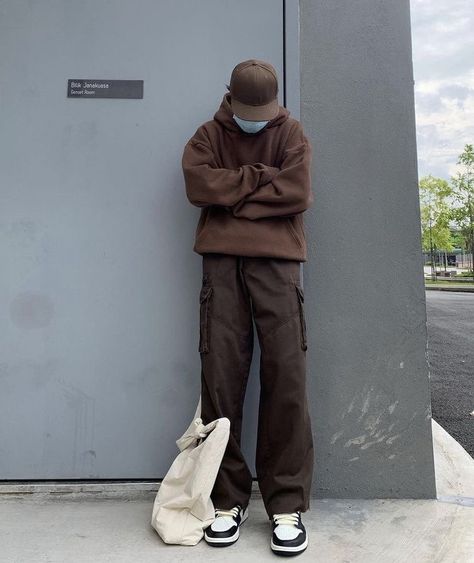 Minimal Streetwear, Streetwear Inspiration, Guy Fits, Boys Fits, Trendy Boy Outfits, Outfits Hombre, Brown Fits, Mens Trendy Outfits, Street Style Outfits Men