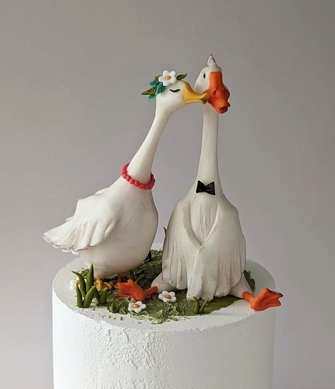 Cube Cake, Duck Cake, Forest Theme Wedding, Cartoon Cake, Cake Decorating Videos, Sugar Craft, Birthday Cake Decorating, Diy Clay Crafts, Cake Creations