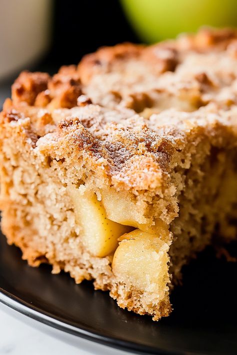 keto cake Low Carb Apple Cake, Keto Apple Dessert Recipes, Sugar Free Pound Cake Recipe, Keto Apple Cake, Best Sugar Free Desserts, Keto Butter Cake, Low Sugar Cake Recipe, Keto Apple Recipes, Keto Cake Recipes