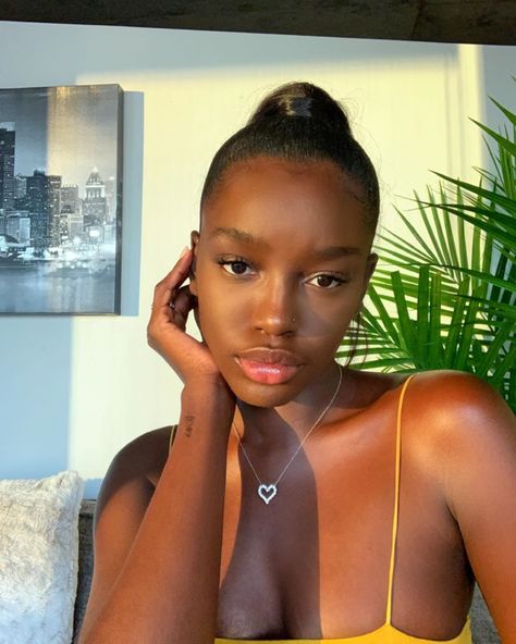 Sparkle Tatyana-Marie on Instagram: “But I heard he got a big mouth...” Button Nose, Ethereal Makeup, Workout Clothing, Nose Job, Fitness Challenge, Dark Skin Women, How To Slim Down, Brown Skin, Black Is Beautiful