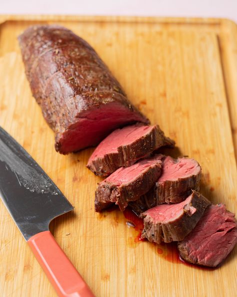 Beef Tenderloin Recipes Sous Vide, Sous Vide Beef Tenderloin Roast, Sous Vide Tenderloin Beef, Beef Tenderloin Sous Vide, Filet Mignon Sous Vide, Sous Vide Pork Tenderloin Recipes, Sous Vide Filet Mignon Recipe, Fancy Starters, Sous Vide Beef Tenderloin