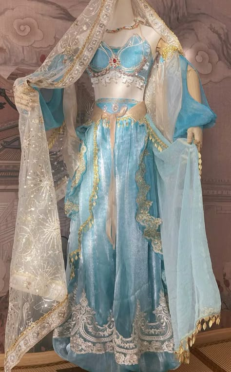 Princess Jasmine Inspired Lehenga, Fantasy Arabian Clothes, Jasmine Aladin, Princess Jasmine Indian Outfit, Aladdin Play Costumes, Aladdin 2019 Jasmine Dresses, Belly Dance Outfit, Fashion Drawing Dresses, Old Fashion Dresses