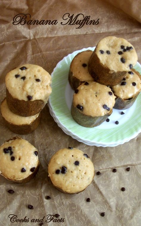 Banana Muffins (Microwave) Microwave Muffin, Banana Muffins Easy, Deserts Easy, Banana Muffin Recipe, Banana Chocolate Chip Muffins, Choco Chips, Microwave Recipes, Banana Chocolate Chip, Chocolate Chip Muffins