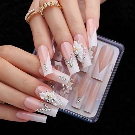 Check out this list Nails Art from protoloker Nails Flower Design, Black Prom Nails, Blue Prom Nails, Prom Nails Red, Prom Nails Silver, Square Press On Nails, Nails Flower, Press On Nails Long, Classy Prom