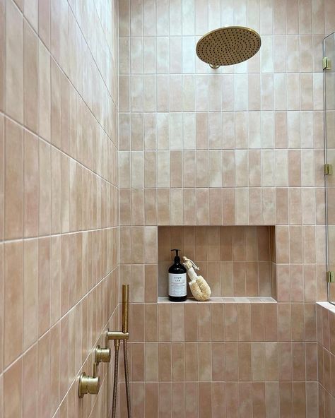 Our Northbridge in peach looks 10/10 in this bathroom in a vertical stack stack pattern. So stunning @tesford Cream Tiles Bathroom, Peach Tile Bathroom, Mediterranean Boho, Peach Terracotta, Cream Tile, Coloured Grout, Penny Round Mosaic, Matte Material, Herringbone Tile