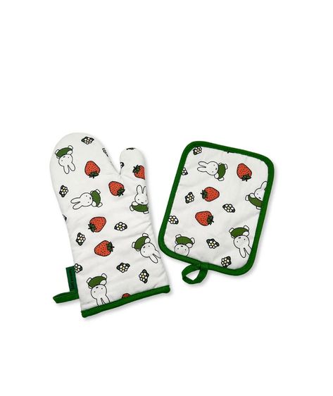 Miffy Oven Mitt and Pot Holder Set Preorder – Just Peachy Cute Oven, Oven Mitts And Pot Holders, Strawberry Kitchen, Cute Furniture, House Essentials, Cute Kitchen, Cool Kitchen Gadgets, Oven Mitt, Just Peachy